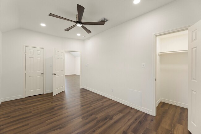Building Photo - 15006 Sapling Oak Ct