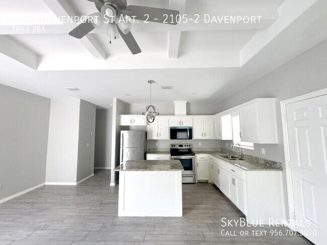 Building Photo - 2105 Davenport St