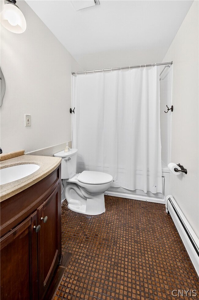 Building Photo - 8237 Mantova Dr