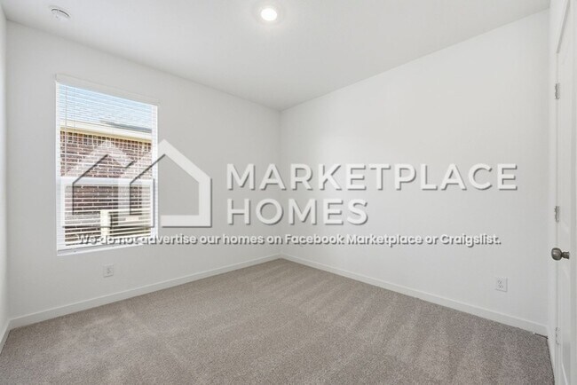 Building Photo - 1220 Ponchartrain Dr