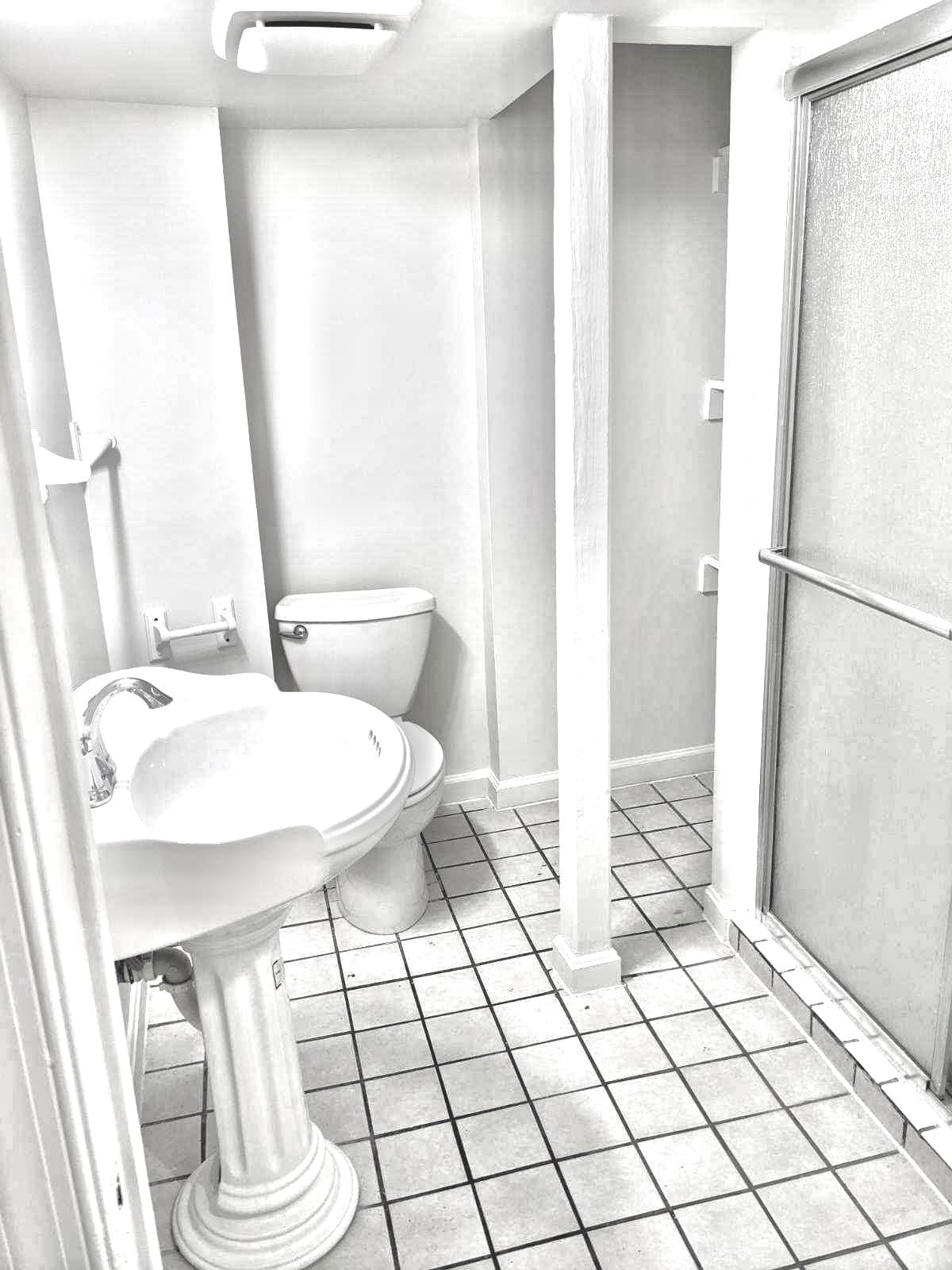 Building Photo - 6749 Eastern Ave