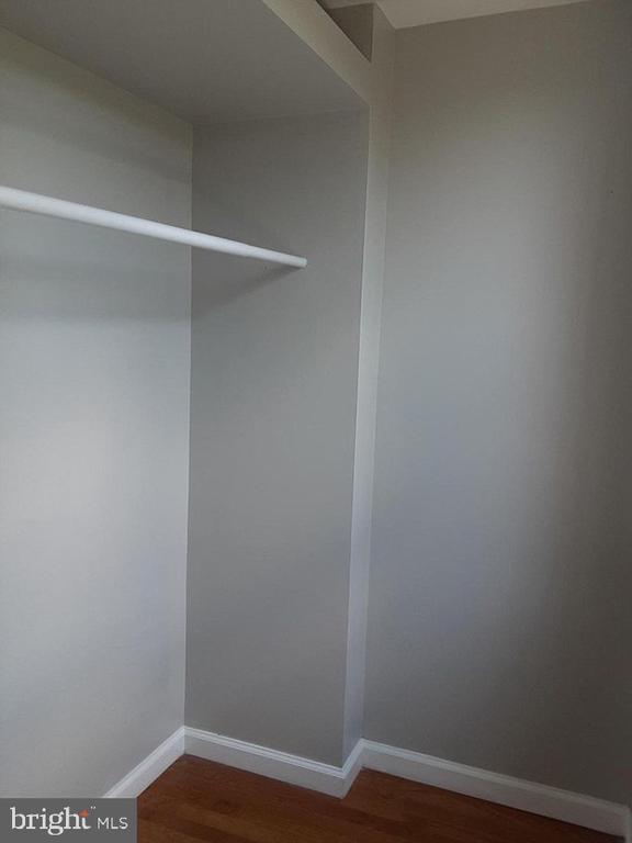 Building Photo - 1712 W Lombard St