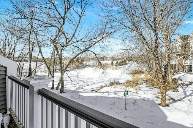 Building Photo - 10514 8th Ave N