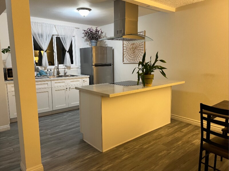 Building Photo - 11941 S Della Ln