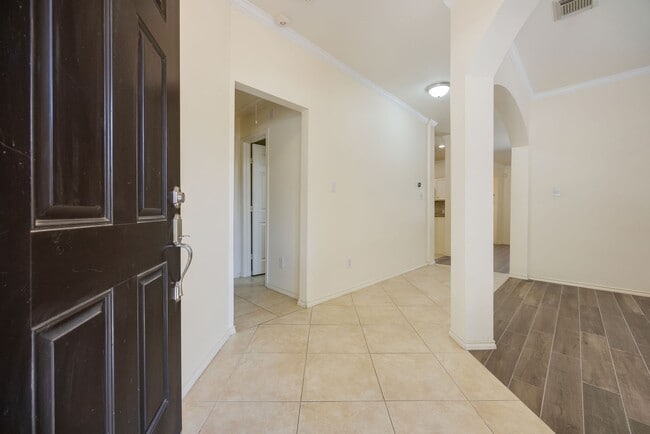 Building Photo - 20602 Naples Terrace Ln