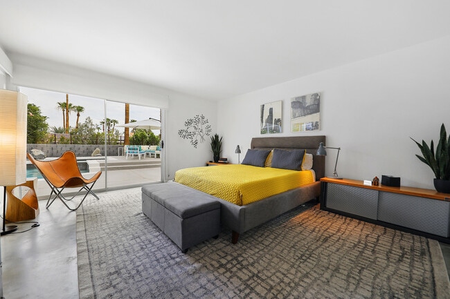 Building Photo - 71520 Gardess Rd