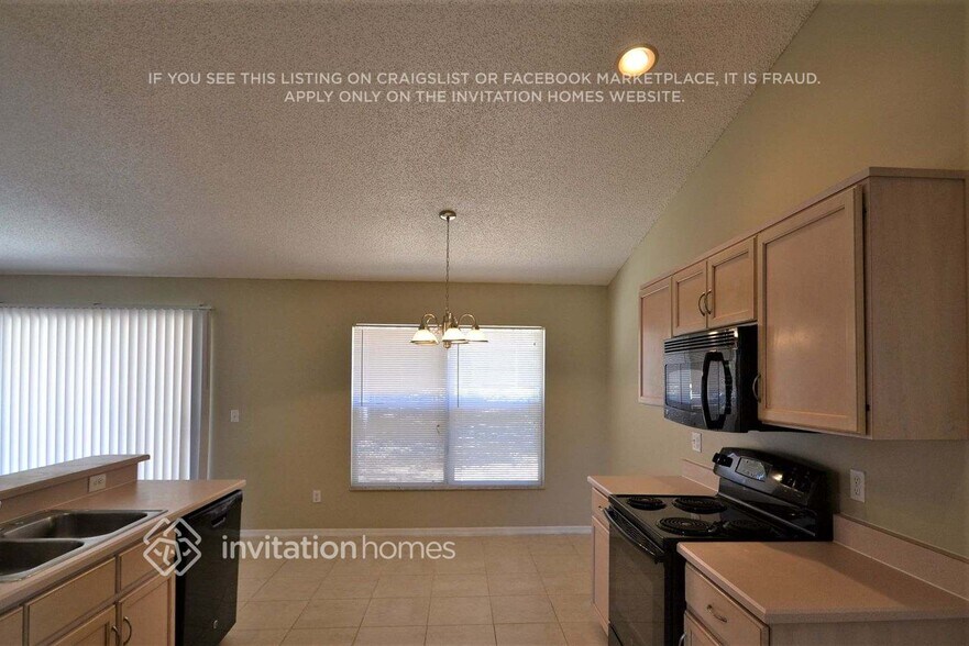 Building Photo - 14409 N Greater Hills Blvd