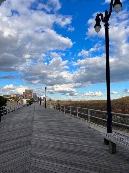 Building Photo - 34 N Montgomery Ave