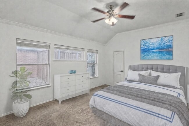 Building Photo - 11146 Clearstream Ln