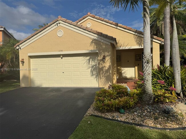 Primary Photo - 1258 Sabal Trail