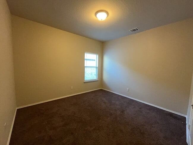 Building Photo - 257 Allerton Ln