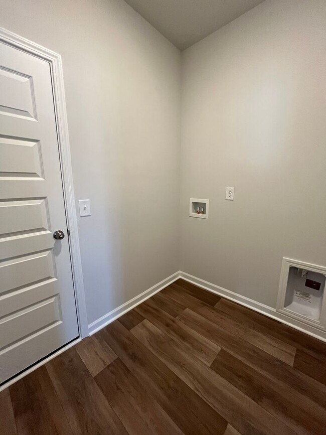 Building Photo - Brand New Home Located in Sought After Cane Bay Plantation