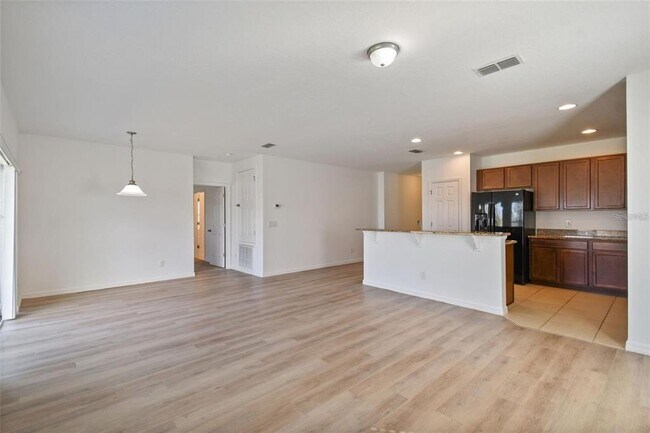 Building Photo - 129 Williamson Dr