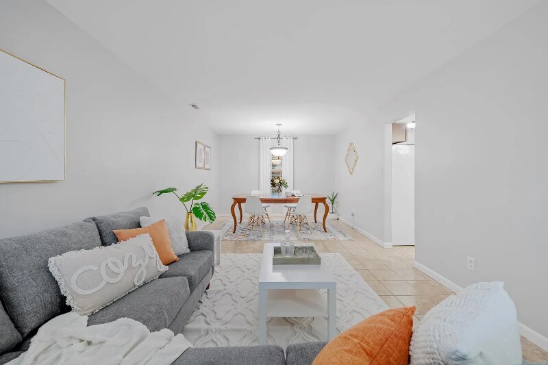 Building Photo - 1748 Moonstone Dr