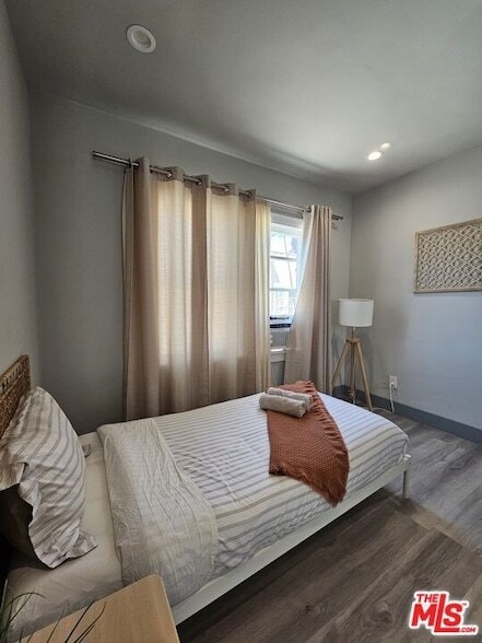 Building Photo - 1559 1/2 S Harvard Boulevard Unit