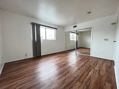 Building Photo - 14746 Delano St