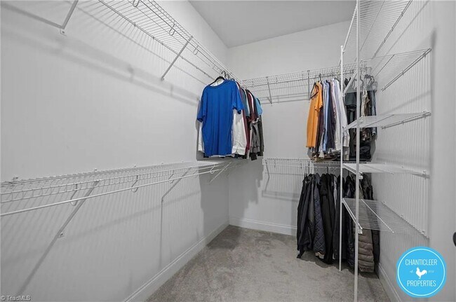 Building Photo - 306 Lamplighter Cir