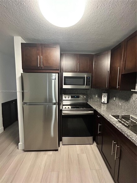 Building Photo - 13884 SW 64th St