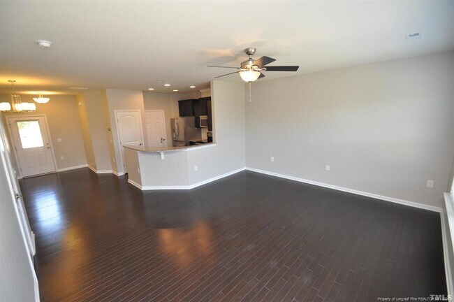 Building Photo - 209 Brier Crossings Loop