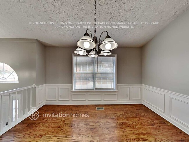 Building Photo - 5200 Gable Ridge Way