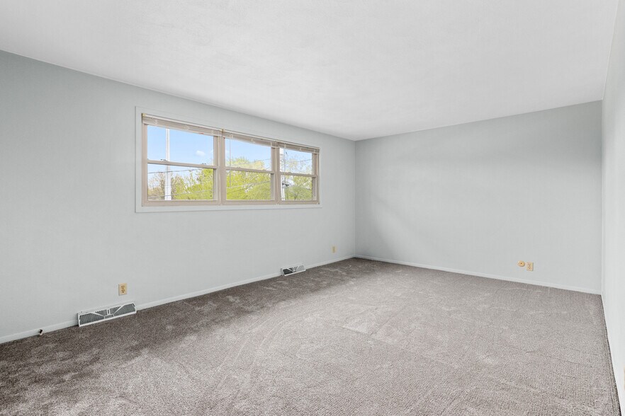 Building Photo - 6207 N Northmoor Ct