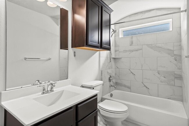 Building Photo - 10126 N Whimbrel Cir