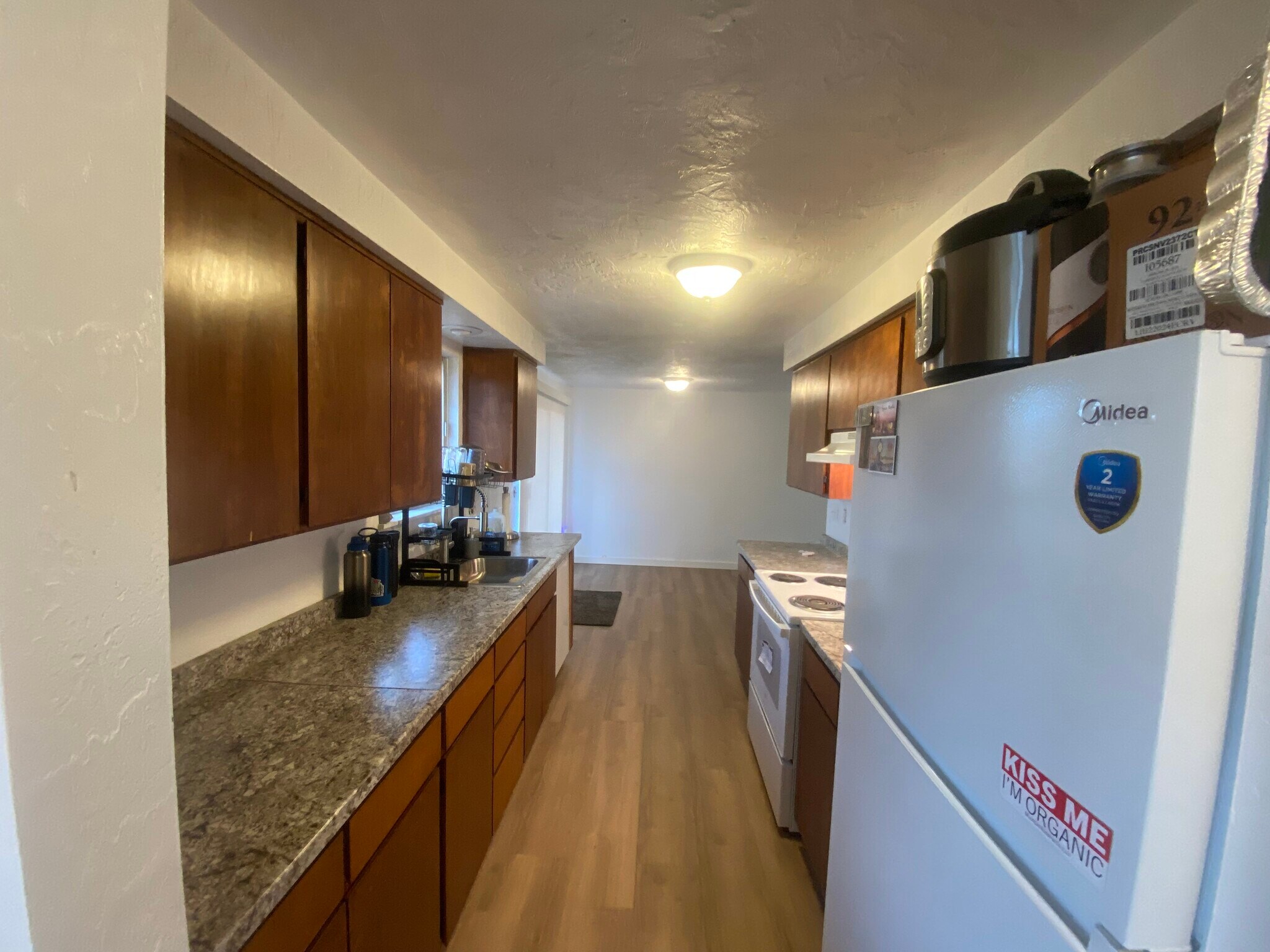 Kitchen 2 - 880 N Cloverleaf Loop