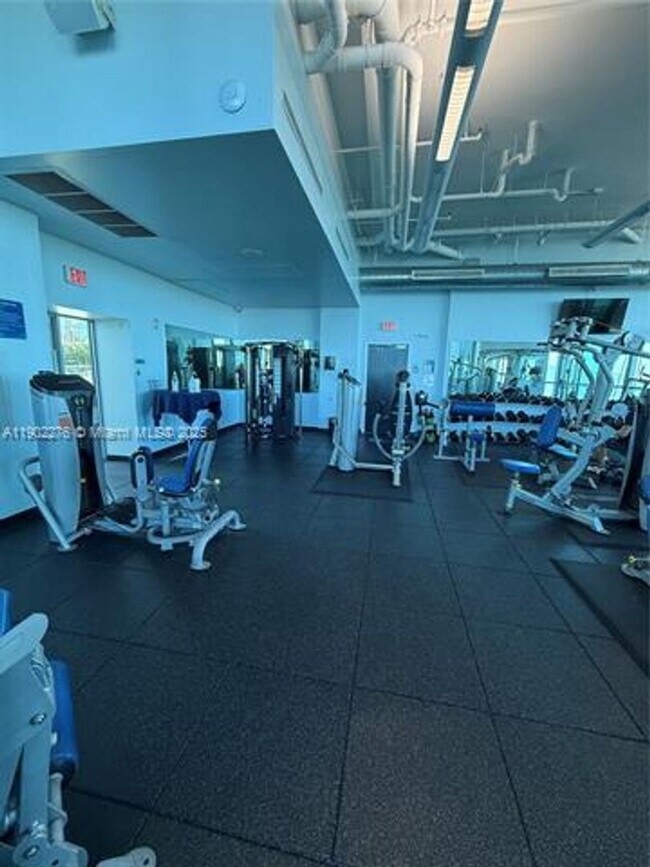 Building Photo - 888 Biscayne Blvd