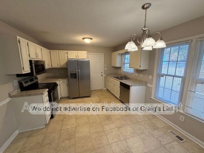 Building Photo - 6723 Vaughn Rd