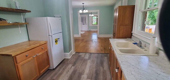 Primary Photo - 740 Fairview Rd