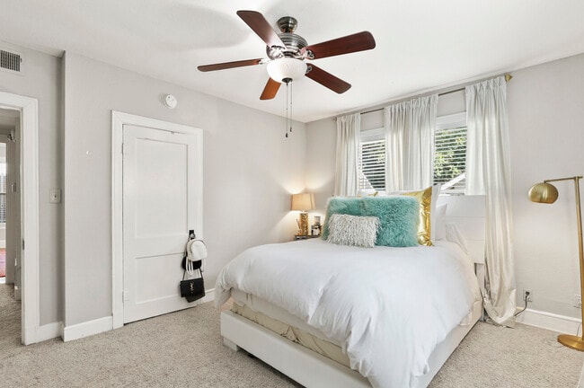 Building Photo - 5805 Vickery Blvd