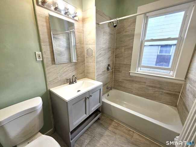 Building Photo - 103 Campfield Ave