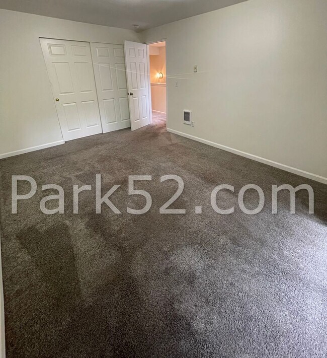 Building Photo - 3 bedroom Townhome in Gig Harbor