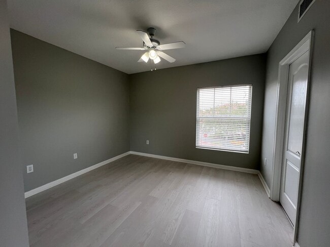 Building Photo - Fairways Condo in Vero Beach