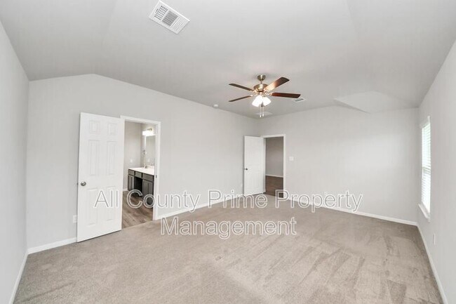 Building Photo - 13318 Villa Sola Dr