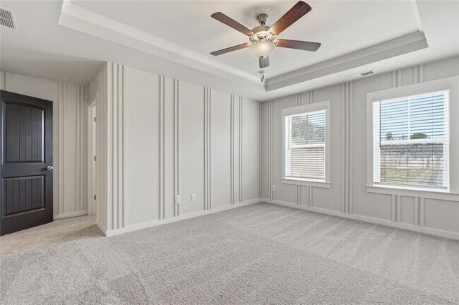 Building Photo - 204 Flier Dr