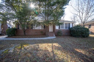 Building Photo - Charming 3-Bedroom Brick Home in Cayce
