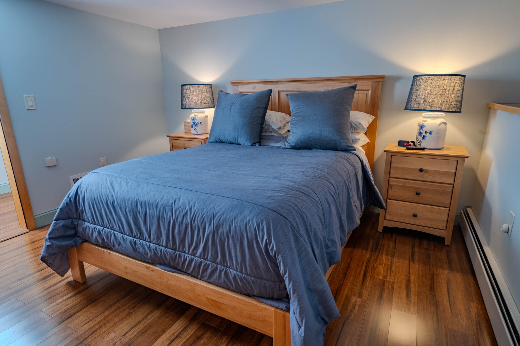 Building Photo - 215 Old Newtown Rd