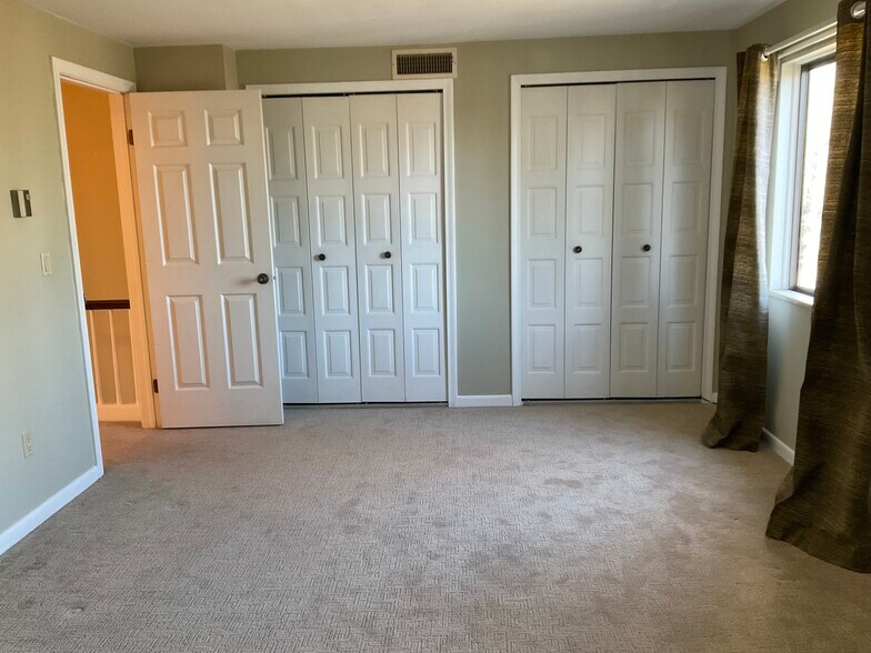 Building Photo - 21C Harbour Vlg