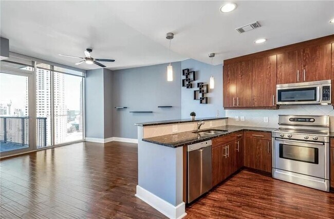 Building Photo - 1080 Peachtree St NE