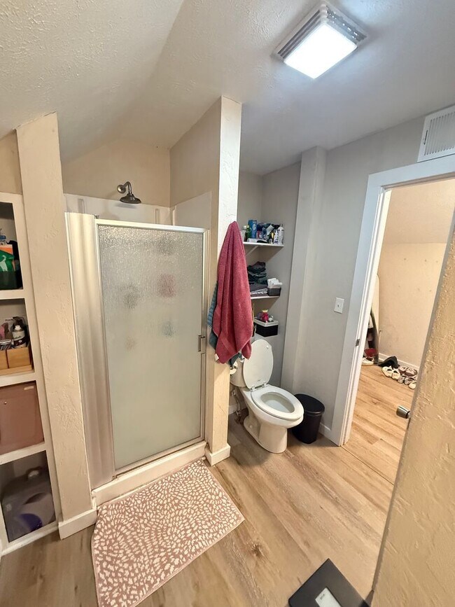 Building Photo - 3 Bed 2 Bath Springfield, MO