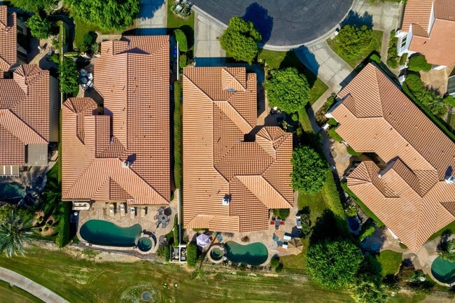 Building Photo - 50500 Cypress Point Dr