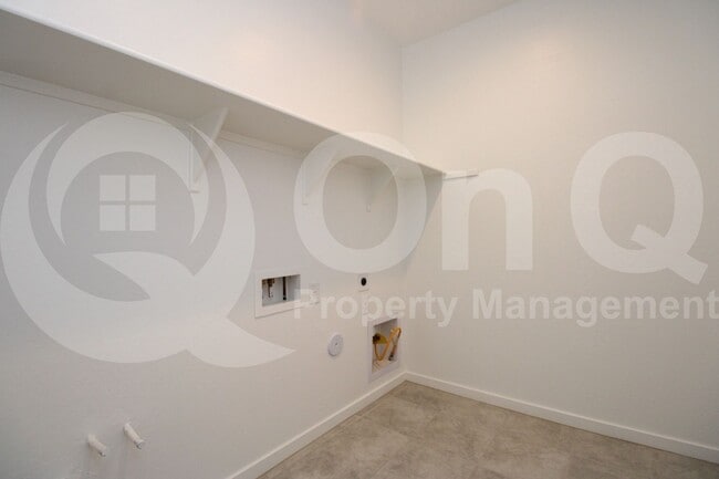 Building Photo - 4524 S 111th Ave