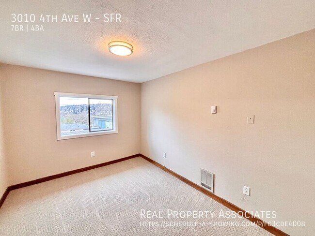 Building Photo - 3010 4th Ave W