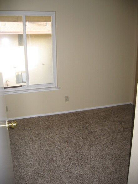 Building Photo - 1816 Polk Way