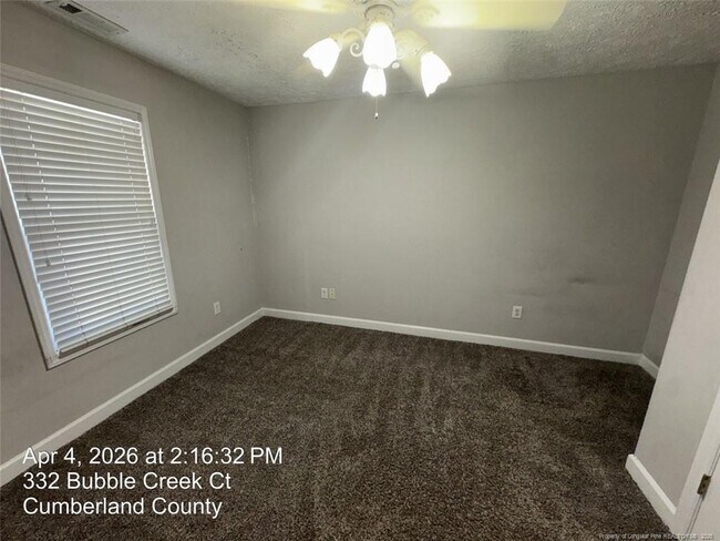 Building Photo - 332 Bubble Creek Ct