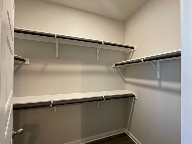 Building Photo - Luxury 3/2 Duplex in Seguin, Texas (Navarro ISD)