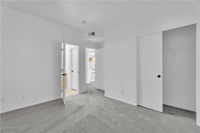 Building Photo - 7709 Himalayas Ave