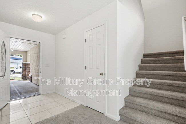 Building Photo - 391 Hepburn Rd