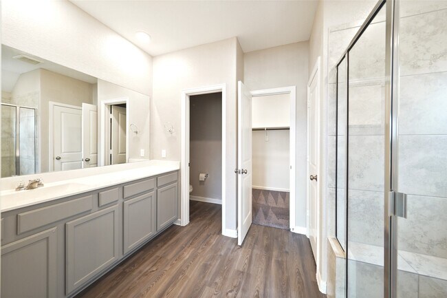 Building Photo - 30023 Vallonea Oak
